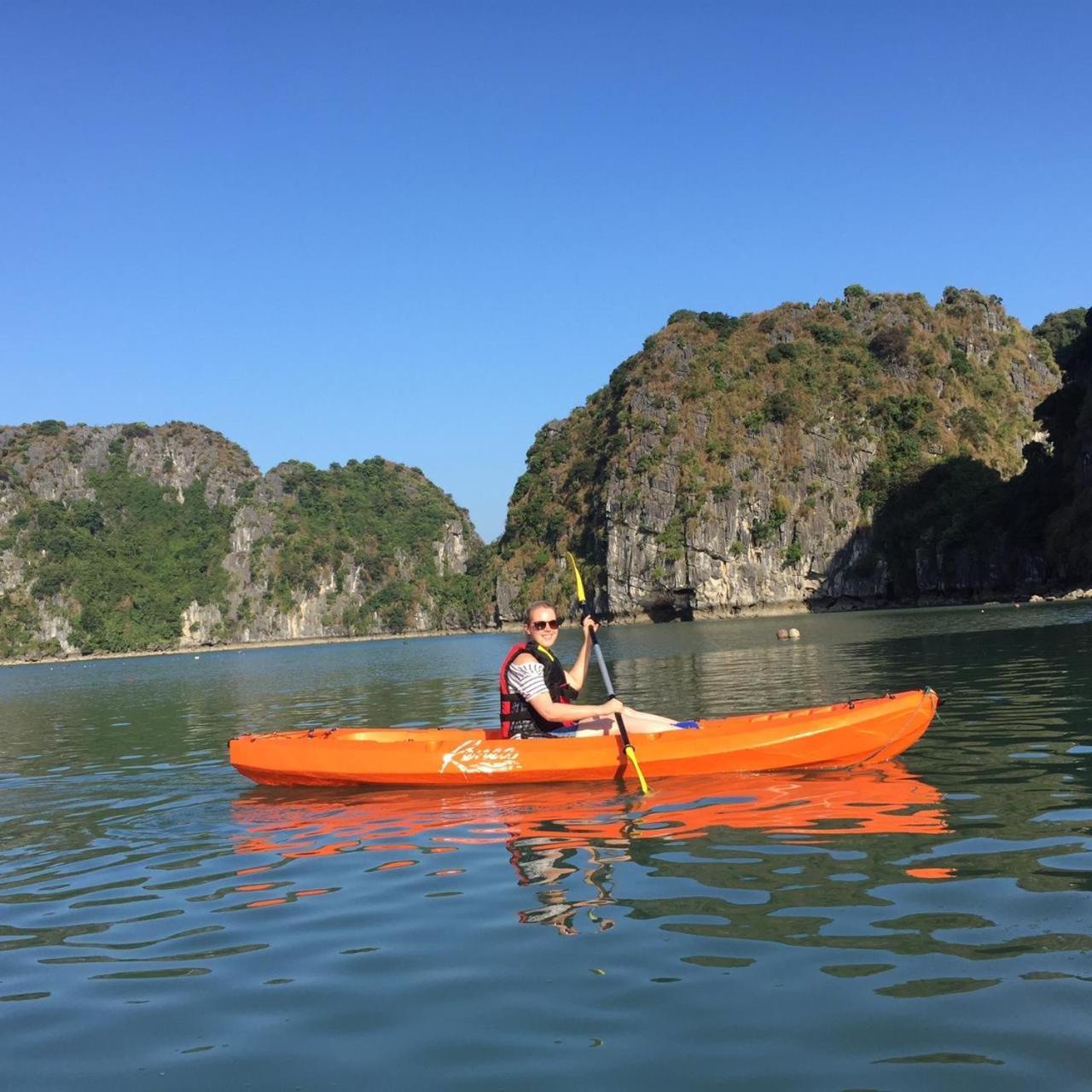 Отель Renea Cruises Halong Халонг Экстерьер фото