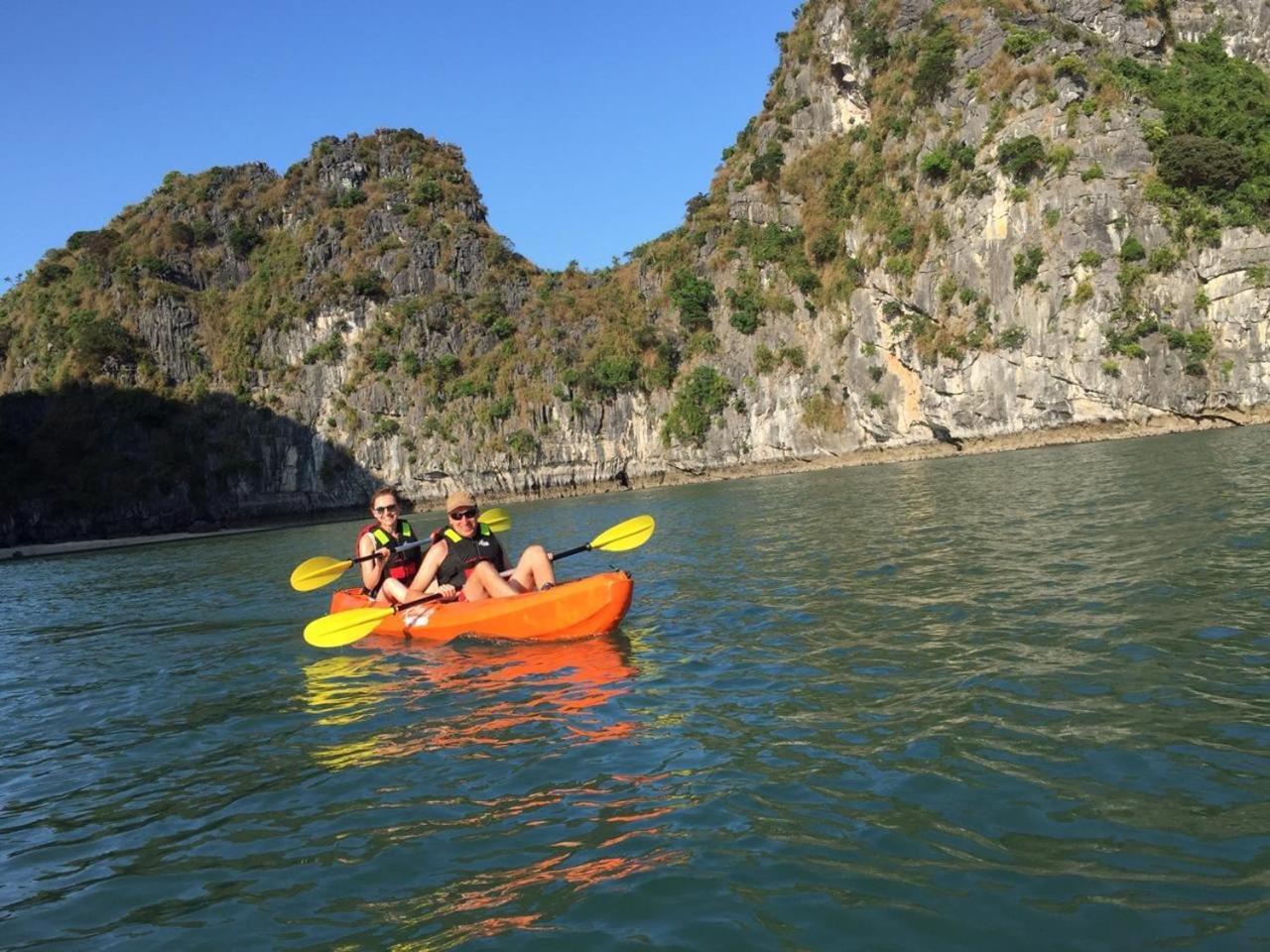 Отель Renea Cruises Halong Халонг Экстерьер фото
